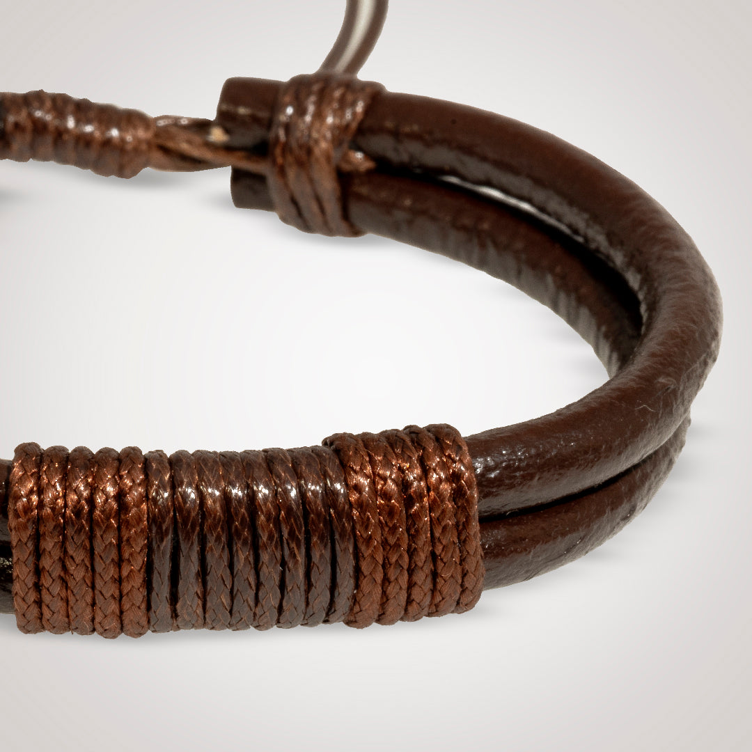 Pulsera Axel anundada casual cuero