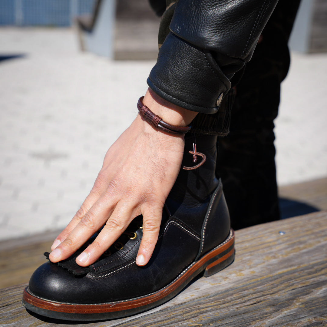 Pulsera Axel anudada en Cuero Genuino