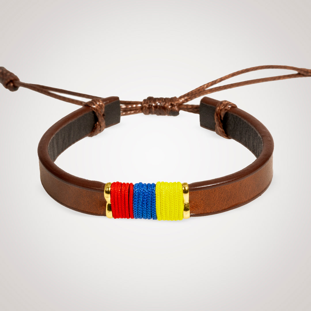 Pulsera Holy Colombia en cuero genuino mate