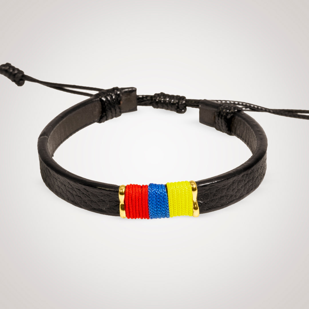 Pulsera Holy Colombia en cuero genuino mate