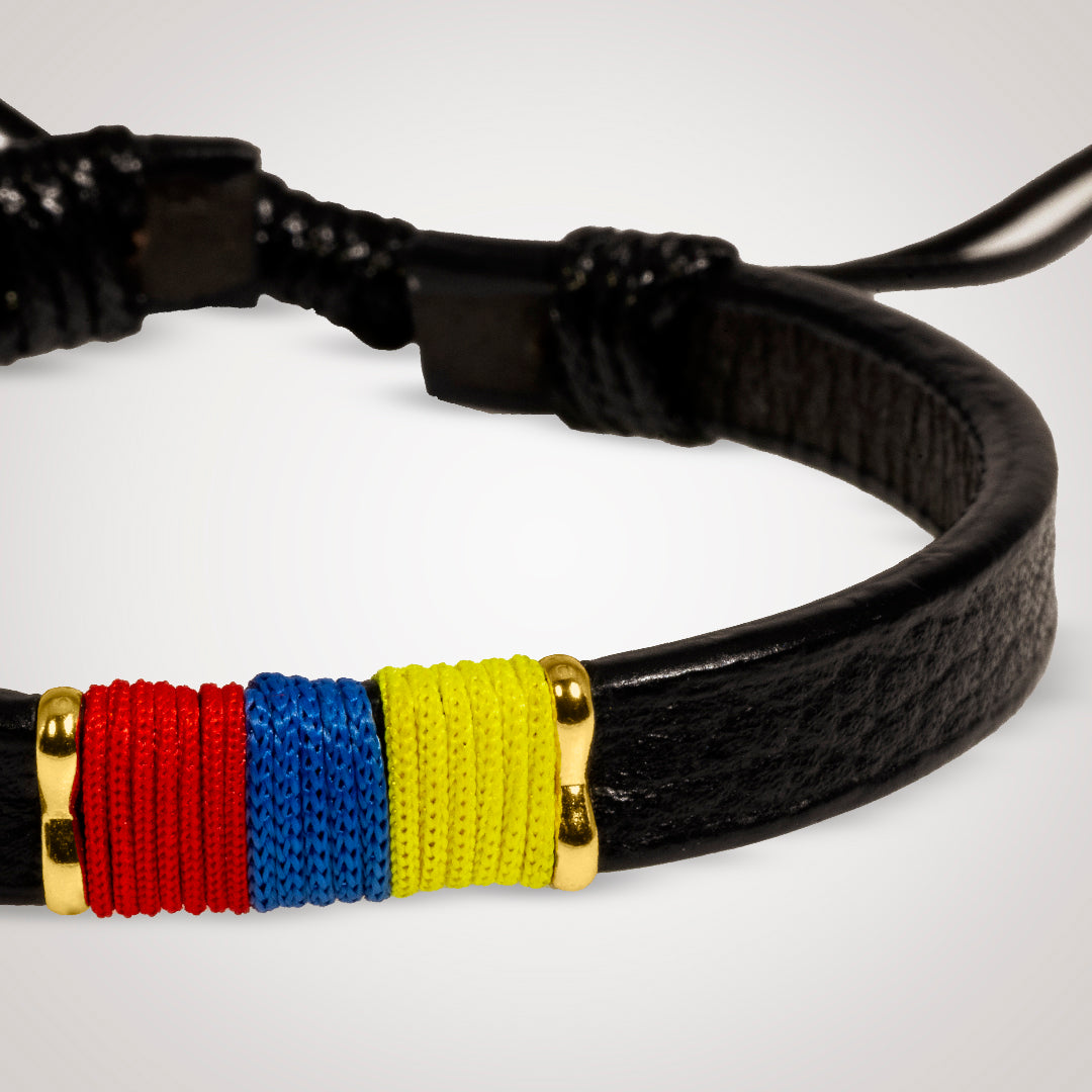Pulsera Holy Colombia en cuero genuino mate